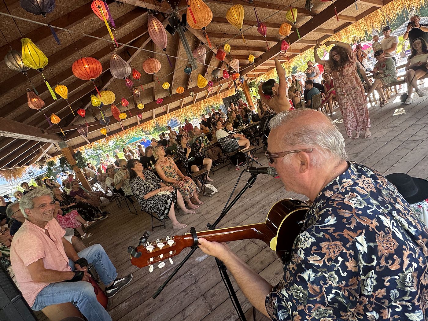 Gitarrist aus n&auml;chster N&auml;he